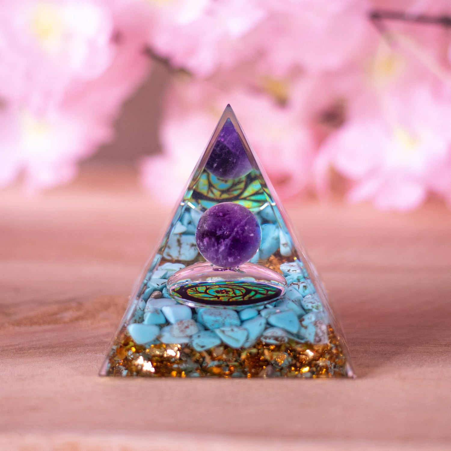 pyramide-orgonite-turquoise-améthyste