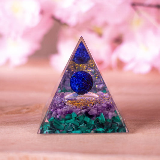 Pyramide-Orgonite-Améthyste-Malachite-Lapis-Lazuli