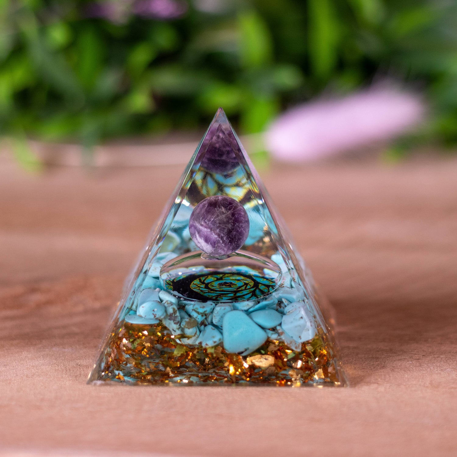 pyramide-orgonite-turquoise-améthyste