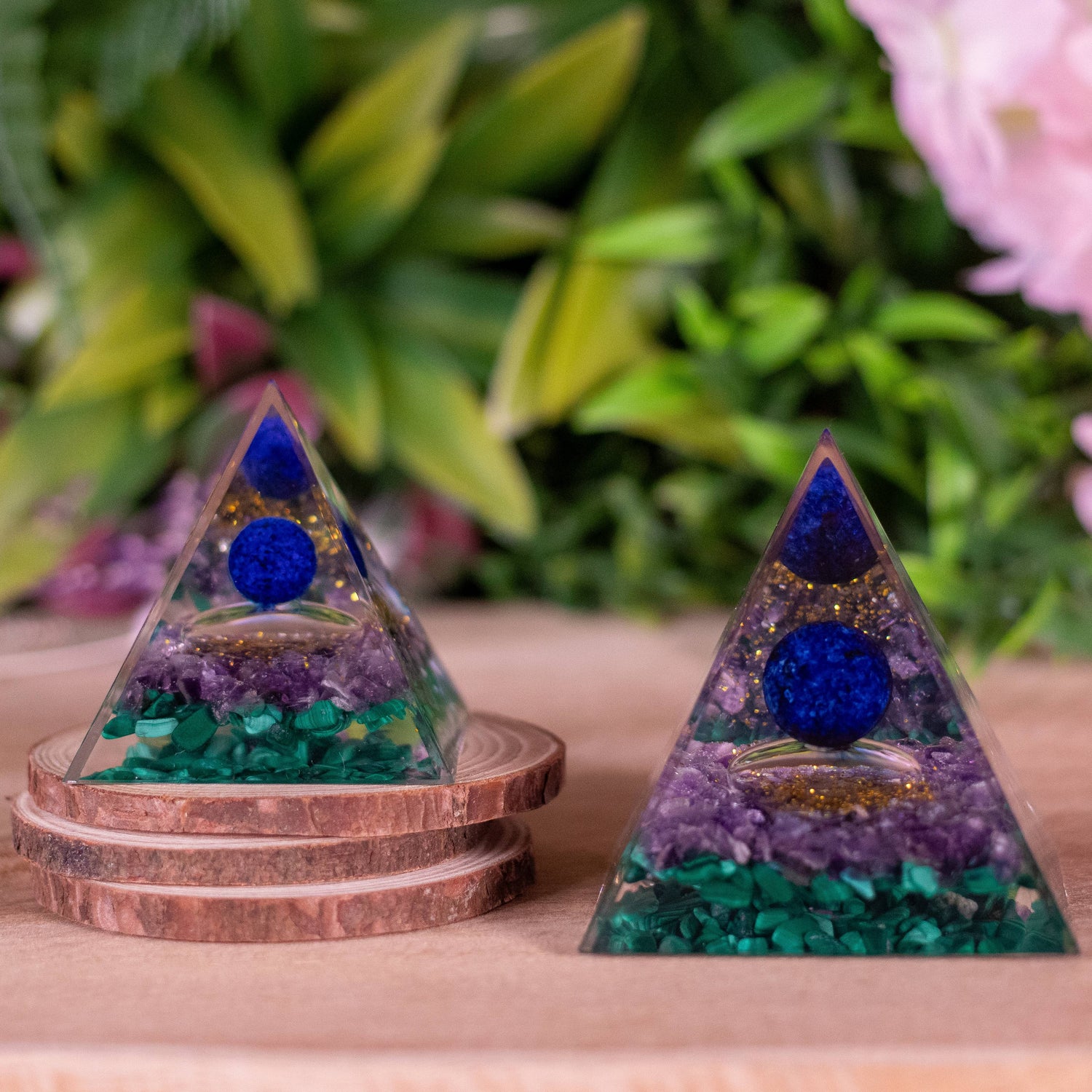 Pyramide-Orgonite-Améthyste-Malachite-Lapis-Lazuli