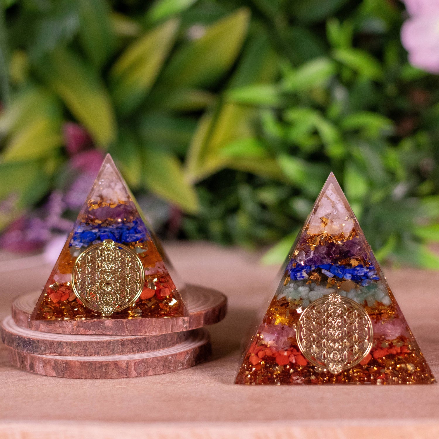 pyramides-orgonites-7chakras